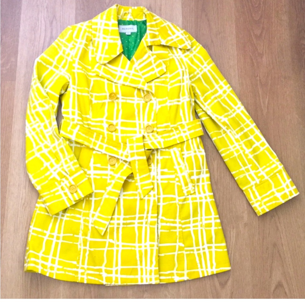 NWT -Chartreuse Trench Coat. Size Xl